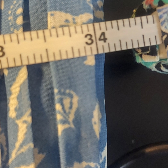 ! Embellished Pleated Bell Sleeve Sheer Flowy Blue Floral Top 3x - Picture 7 of 8